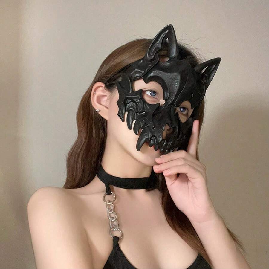 Halloween Mask, Half-Face Mask, Halloween Party, Live Broadcast, Props, Accessories, Cos, Werewolf Face Mask - Black - View 1