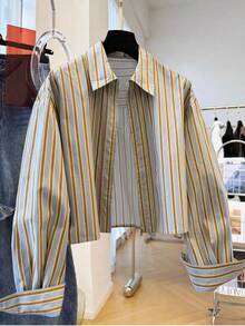 Damska, swobodna, krótka, prążkowana kurtka kardigan: kołnierzyk, krótki krój | Przyjazny dla skóry, wygodny materiał, podwinięte mankiety podkreślające detale | Klasyczny, retro, w paski | Nadaje się do dojazdów do pracy, zakupów, podróży, spotkań w kawiarni, życia na kampusie i weekendowych spotkań