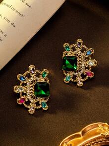 A Pair Of Vintage Generous Small Droplet Shaped Inlaid Colored Earrings Suitable For Women's Daily Wear, A Gift For Mothers, Wives, And Friends, And A Ball Accessory