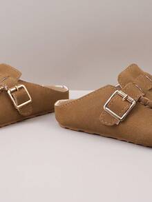 زوج من الحذاء اللوفر بدون ظهر للأطفال، مزين بإبزيم معدني، من الجلد المدبوغ بنعل ناعم ومريح، برؤوس مستديرة، أحذية كاجوال سهلة الارتداء، متعددة الاستخدامات للارتداء اليومي