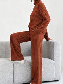 New Women's Suit Set;Ribbed Knit Turtleneck & Wide-Leg Pants Set: Stylish For Daily/Date Wear;Ribbed Knit Turtleneck Set! Smooth Wide-Leg Fit, Warm And Comfortable, Super Easy For Daily Matching;High-End Sense Of Relaxation! - 棕色 - 查看 5