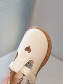1 par de sapatos perolado branco 2025 para meninas, calçados escolares antiderrapantes estilo coreano para crianças, calçados esportivos - Bege - Ver 8
