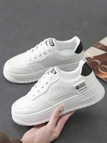 Women Casual Shoes - 黑與白 - 查看 1