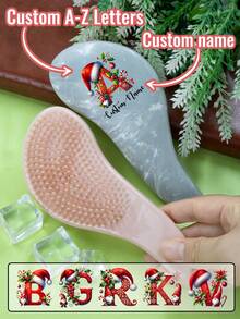 LICVIC مشط مخصص الاسم، فرشاة شعر بنسيج رخامي مخصصة، هدايا عيد الميلاد المخصصة، فرشاة فك التشابك المخصصة، أبجدية عيد الميلاد، اكسسوارات الزفاف، لوازم العودة إلى المدرسة، هدايا عيد الميلاد، الضروريات السفرية، الديكور، الذكرى السنوية، البنات، الطالب، الأم، الزوجان، غرفة النوم، الحمام، العائلة