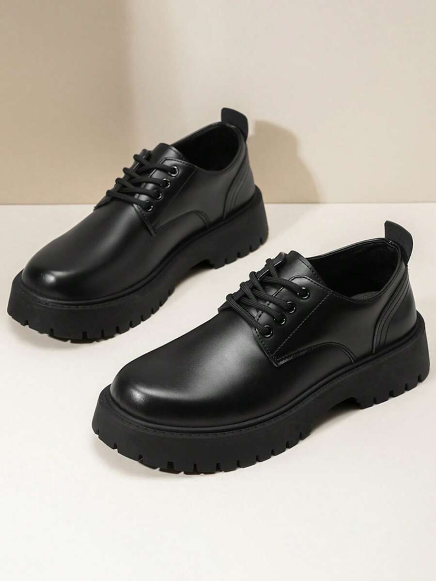 بوت رجالي جديد لخريف 2025، بوت جلدية كاجوال متعددة الاستخدامات، بوت عمل رسمية بتصميم أصابع مستديرة باللون الأسود