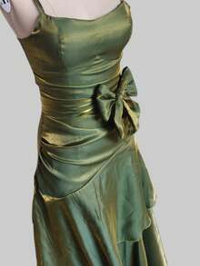 Đầm dạ hội dài thanh lịch với nơ và bèo nhún, kiểu dáng sang trọng, thích hợp cho lễ hội Halloween, áo choàng xanh lá cây ánh ngọc trai, thời trang nữ, dự tiệc cưới thời Phục Hưng, ngày Valentine. - màu xanh lá - Xem 6