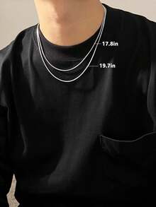 قلادة من الصلب التيتاني للرجال، تصميم عظم الثعبان المربع البسيط، سلسلة ترقوة فضية اللون، متعددة الاستخدامات للجنسين