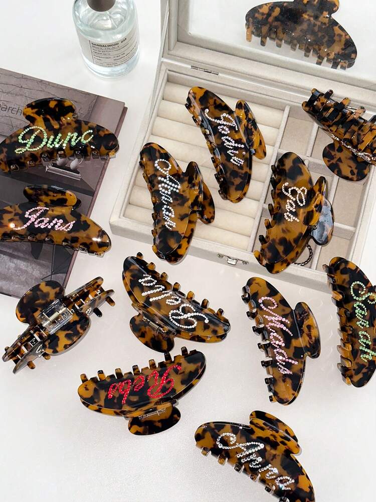 可定制水钻豹纹发爪夹，适合婚礼、新娘、节日以及送给女友的礼物，色彩缤纷、可爱、俏皮、趣味十足、卡哇伊、千禧风、时尚、男女皆宜、休闲百搭、可定制、个性化、独一无二、个性化定制，是送给他的理想礼物，也是送给她、男友、女友、家人、朋友的理想礼物，定制发饰，充满度假风情。 - 彩色 - 查看 4