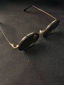 Ultraleichter und dünner Titanlegierung Rahmen Punk Stil drehbare Linse modische verstellbare Modebrillen: Geeignet für Retro Punk Partys, Sonnenschutz, UV-Schutz und Feiertage wie Ostern, Abschluss, Halloween und Weihnachten. Inklusive Aluminium-Magnesium Linsen, Legierungsrahmen und Brillenetui