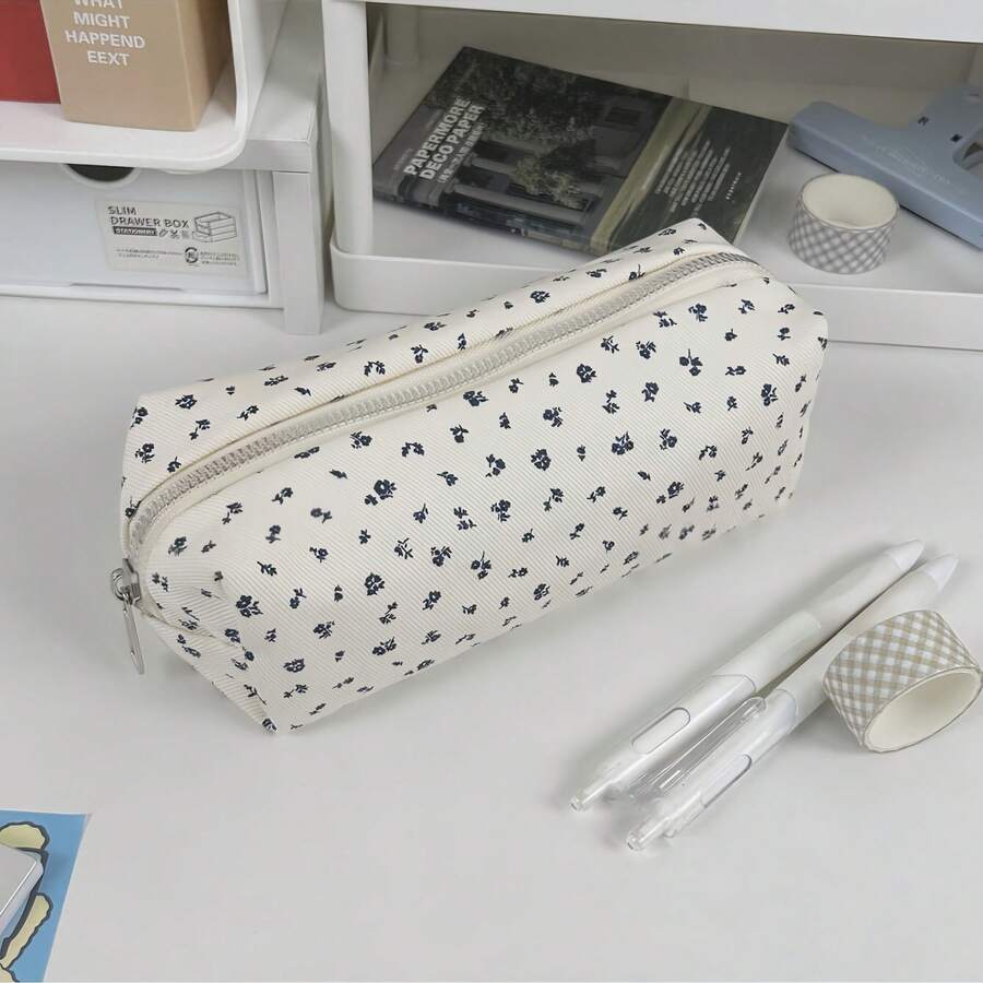 They Are Chasing Me For The Link To This Stationery Bag!!! High-Quality Simple Small Fresh Pink Floral Pattern Pencil Box, Ins Style Highly Attractively Desktop Stationery Storage Bag, Natural Style Cosmetics Bag, Essential For Back To School, Pens, Supplies, School Supplies, Beautiful School Supplies, Office Supplies, Gifts Among Gifts, Girls Schoolbag, School Enrollment, Desktop Storage Box, Cute Stationery, Makeup Storage Bag.