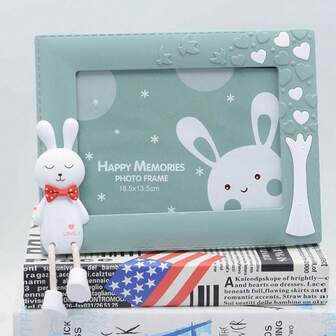 Marco para fotos en forma horizontal, con diseño de conejo