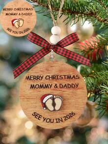 1 قطعة زخرفة معلقة على شكل عيد ميلاد مجيد لأمي وأبي، سنراكم في 2026، بطباعة مزدوجة السماكة على الخشب مع شريط ربط، ديكور حفلة استقبال المولود، هدية للوالدين المنتظرين، هدية حفلة استقبال المولود، ديكور منزلي لعيد الميلاد وديكور الغرفة في فصل الشتاء وهدايا عيد الميلاد - متعدد الألوان - مشاهدة 3