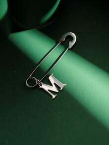 1pc Fashionable Personalized Exaggerated Stainless Steel 26 English Letters A-Z Pendant Earrings, Paired With Stainless Steel Safety Pin Earrings, Suitable For Men And Women For Daily Wear And Parties