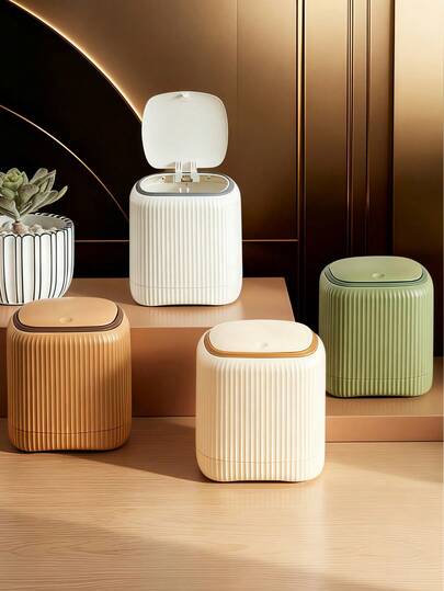 , A Small Trash Can With A Lid, A Desk Trash Can, A Plastic Desk Trash Can, A Flip-Top Design To Prevent Odor Leakage, Used For Storing Fruit Peels And Paper-Cuts On The Desk To Maintain Order