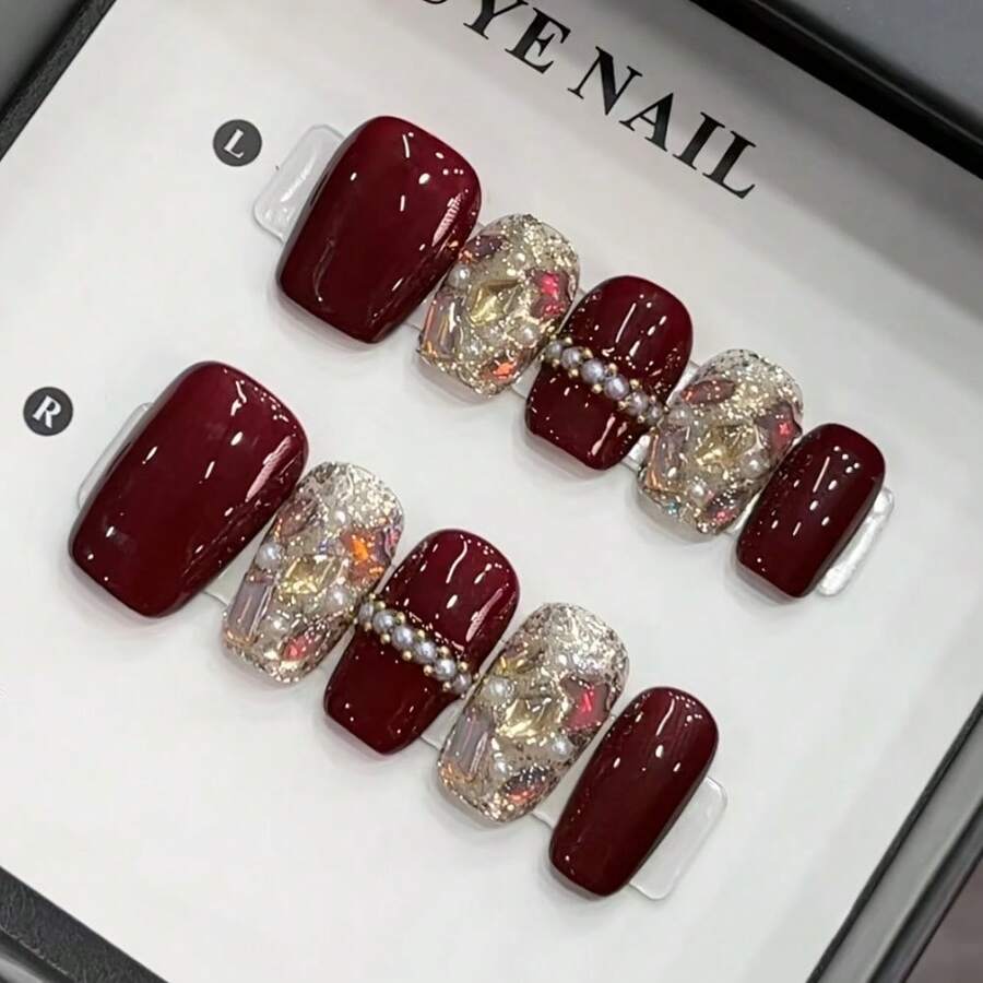 Autumn And Winter Daily Party Short Glossy Ballet Almond Fake Nails - XS - View 1