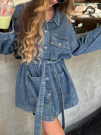 时尚优雅的女士牛仔夹克，腰部蝴蝶结设计，宽松版型