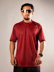 Camiseta Oversized Vinho Dryfit Masculina Camisa Streetwear Gola Alta Poliester Premium - Vinho - Visão 2