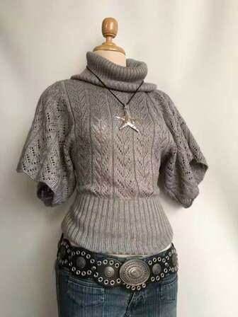 女士镂空高领长袖毛衣，时尚百搭，适合日常穿着或室内休闲，秋冬季