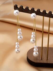 1 对时尚休闲仿珍珠不对称流苏耳环，适合女士 - 彩色 - 查看 1