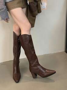 棕色复古尖头过膝长靴，秋冬时尚 V 型高跟靴，后拉链，粗跟百搭过膝马靴 - 棕色 - 查看 5