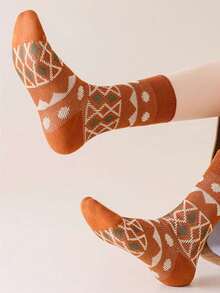 5 Pairs Classic Retro Comfortable Soft Casual Simple Women's Mid-Calf Socks, Versatile Gift For Autumn/Winter