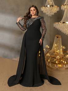 فستان سهرة رسمي أنيق للمقاسات الكبيرة مع ياقة مستديرة وذيل سمكة مرمر منسدل، أكمام طويلة شفافة مزينة بالترتر بالكامل، قصة ضيقة على الجسم وإغلاق سحاب خلفي، قطار طويل قابل للإزالة للتنسيق المتعدد، مثالي لحفلات السجادة الحمراء، حفلات الزفاف، عروض الأوبرا، والعشاء الخيري الفاخر.