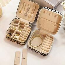 1 Piece Of New Leopard Print Portable Jewelry Box, Which Is A Jewelry Storage Box With A Sense Of Luxury, Can Store Various Female Jewelry Such As Necklaces, Earrings, Stud Earrings, Rings, Etc. It Symbolizes The Orderly And Delicate Storage Of Jewelry, The Pursuit Of Quality Of Life, And The Fashionable And Personalized Style. Travel Essentials For Holiday Vacation Makeup Bag Makeup Organizer Travel Bag For Women