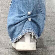 2pcs Pearl Denim Leg Clips, Chest Front Light Blocker, Anti-Slip Shoe Buckle, Pants Length Adjuster