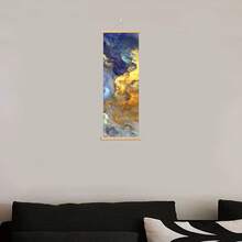 1 pièce Affiches d'art mural avec option de rouleau en bois. Peinture abstraite moderne bleu et or nuage imprimé sur canevas. Style décoratif artistique, thème élégant pour mur. Œuvre d'art à l'encre, convient pour salon, chambre, salle à manger. Impression verticale d'intérieur, imperméable et sans odeur.