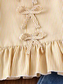 2 件套女婴时尚甜美服装，饰有装饰性蝴蝶结，条纹长袖休闲衬衫上衣和蝴蝶结装饰磨损腰部松紧腰牛仔裤套装