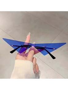 1 Piece Women's New Frameless Triangle-Shaped Fashion Glasses Premium Quality Top Rated Gold Temple Design Green Color Lightweight IWD 2026 Special Limited Edition Mothers Day 2026 Mom Gift Gift For Mom Mothers Day Gift Best Mom Mommy Gift Gift For Grandma Mum Gift Mother's Day Gift For Mom 2026 Sentimental Gift For Mom Thank You Mom Gift Mothers Day Accessories Mom Birthday Gift Heartfelt Gift For Mom Unique Gift For Mom Mothers Day Surprise Gift Women's Day Gift For Mom Girlfriend Goddess Day Beauty Gift For Festive Occasion Daily Party Wear Best Gift Choice - 藍色 - 查看 1