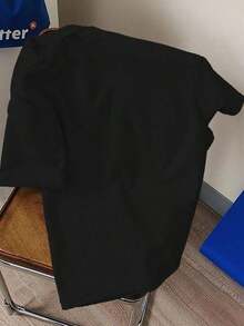 Camiseta de manga corta con cuello redondo y estampado de gato de dibujos animados, estilo casual y holgado para hombre, de . - Negro - Ver 2