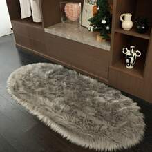 1pc Faux Fur Rug, Multiple Colors Available, 120cm Long X 60cm Wide, Non-Slip, Handwash & Machine Washable, Suitable For Autumn/Winter, Oval Shaped Carpet For Living Room, Bedroom, Bedside, Sofa, Wedding, Christmas, Fireplace, Dining Table, Outdoor Patio, Plush Soft Luxury Home Decor