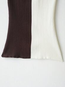 ZEVITY Suéter de cuello halter con parches de colores contrastantes y nudo retorcido, accesorio de metal para mujer