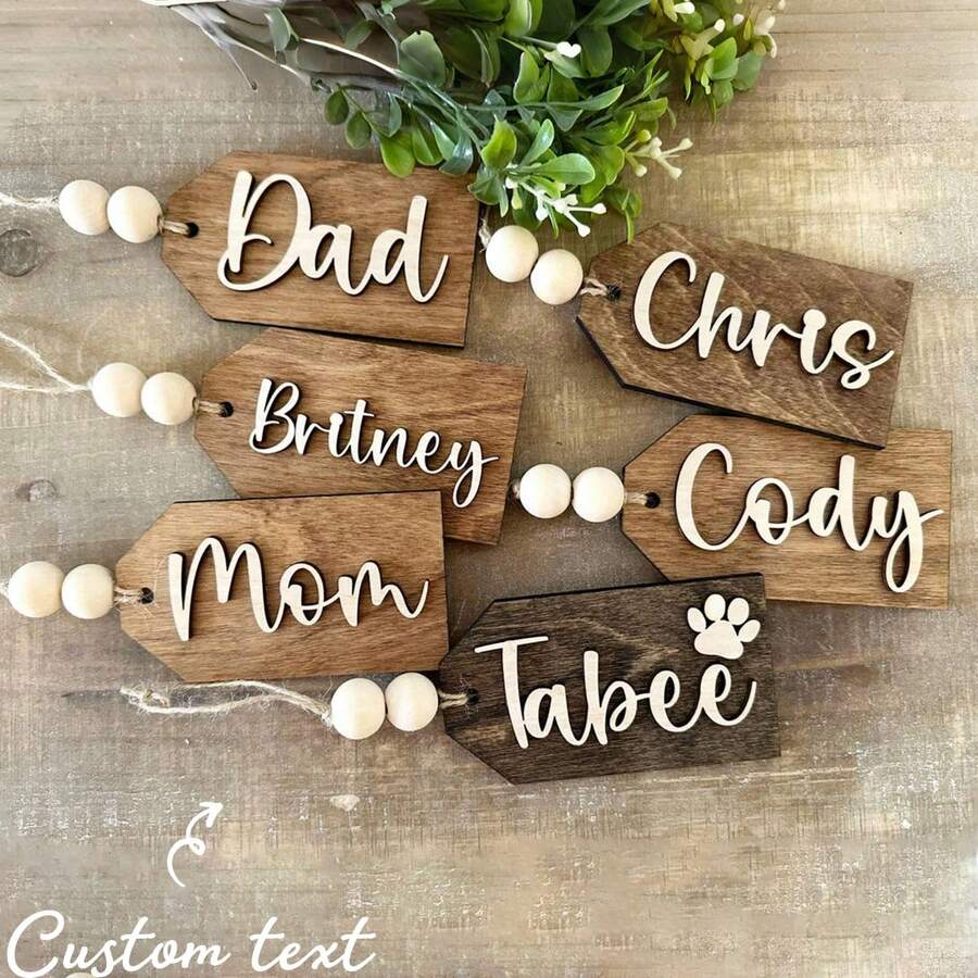 Etichette per calze di Natale, cartellini regalo, etichette in legno con perline, etichette per cesti di Pasqua, etichette per nomi di matrimonio, etichette personalizzate per calze, etichette in legno personalizzate per regali, etichette personalizzate per calze, etichette di Natale personalizzate, etichette in legno con nome, calze personalizzate, etichette regalo fatte a mano