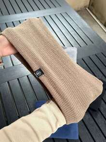 1条优雅纯色涤纶围巾，带天鹅绒衬里 - 男女通用弹力针织保暖围脖，户外保暖，80%涤纶，20%氨纶，可机洗 - 衬里颜色随机