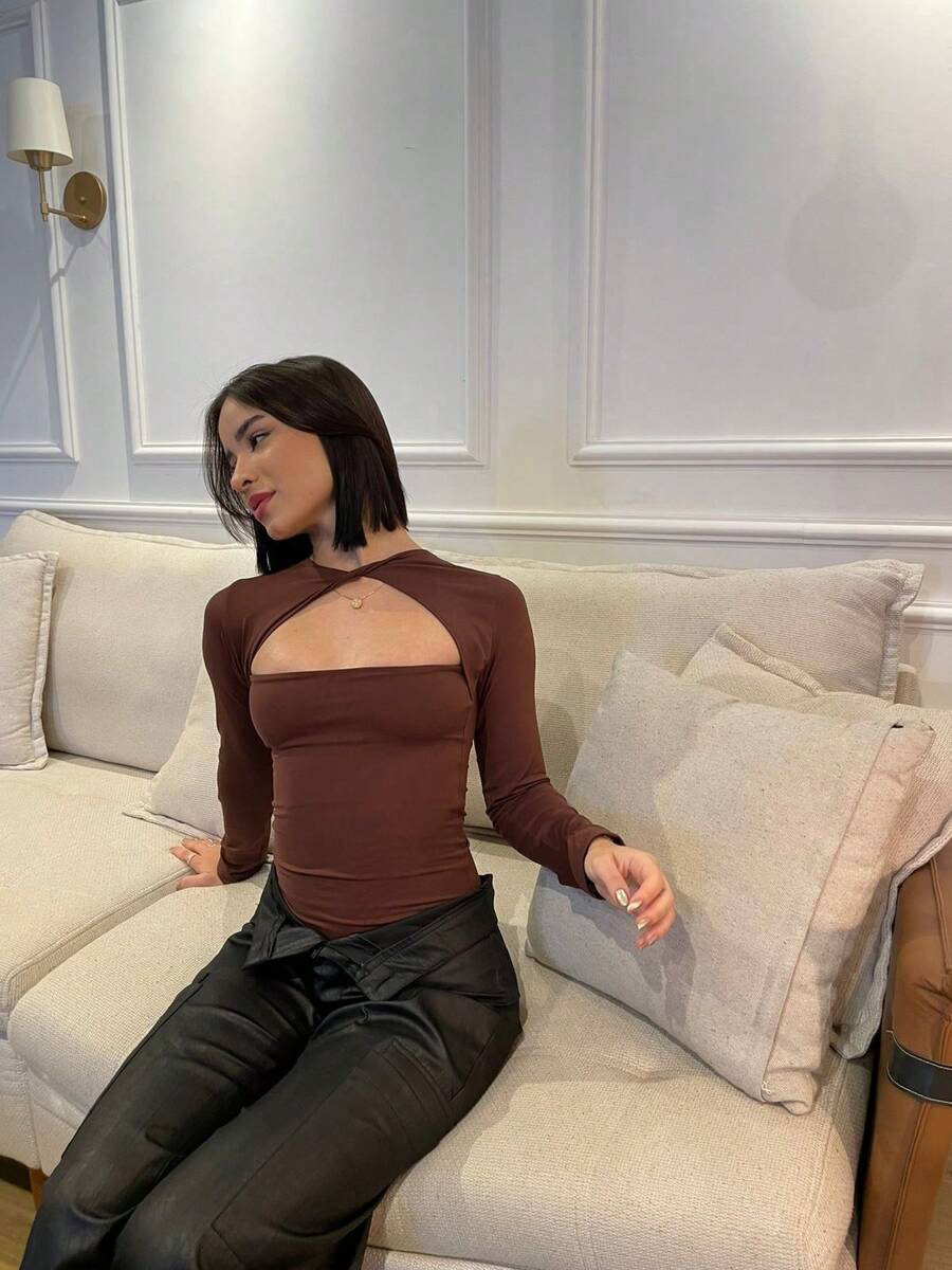 Alice Women's Bodysuit With Straight Neckline And Twisted Collar – Long Sleeves, Geometric Neckline And Twisted Collar - Rỉ Nâu - Xem 1