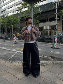 Áo sơ mi nam tay dài, đơn hàng, họa tiết kẻ caro nhiều màu, thiết kế đơn giản, tối giản nhưng vẫn thời trang, phong cách đường phố, phù hợp cho việc đi lại hàng ngày và nhiều dịp khác nhau vào mùa xuân và mùa thu - Nhiều màu - Xem 2