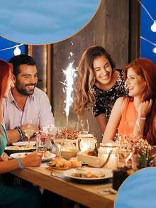 Braccialetti in silicone personalizzati e su misura, in confezione multipla, adatti per eventi scolastici di laurea, regali di laurea, partite sportive, aziendali, spirito sportivo. Braccialetti in gomma personalizzati, per eventi, Natale, sostegno, raccolte fondi, consapevolezza, motivazione, eventi, regali.