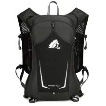 带毛巾的大型跑步背心、骆驼徒步补水背心背包、徒步旅行背包、轻便水背包、透气跑步背包、可调节跑步补水背心，适合散步、徒步旅行、越野跑、马拉松比赛、慢跑、骑自行车（仅背包带毛巾） - 大款黑色背包+汗巾 - 查看 3
