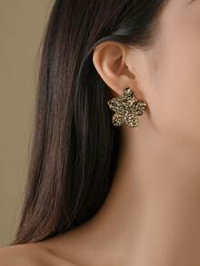 1 Pair Vintage Floral Design Fashion Earrings For Women - Leopard Print - View 3