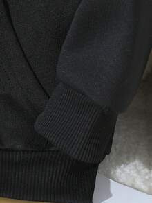 Young Girl Letter Print Fleece Zip-Up Hooded Jacket With Pockets, Suitable For Autumn And Winter. This Jacket Is Suitable, Going To School, As Well As Casual Wear At Home. - Black - View 5