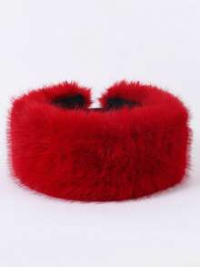 Ultima fascia per capelli in colore unito in finta pelliccia spessa, accessorio alla moda e versatile per l'autunno/inverno