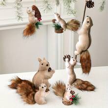 1 Piece, Christmas Decoration, Cute And Lifelike Squirrel Figurine, Suitable For Christmas Tree Decoration, Party Arrangement, Garden Display, Or Store Desk Embellishment - No Power Supply Required