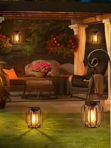 1 sztuka wodoodpornej, ogrodowej latarni solarnej, metalowa, wisząca lampa solarna z haczykiem. To jasna i ciepła lampa solarna, a zarazem klasyczna lampa solarna, idealna do dekoracji podwórek, ogrodów, tarasów i werand.