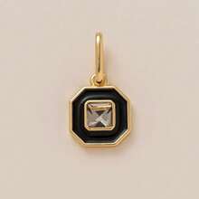 Mặt dây chuyền ngọc trai giả nhiều màu sắc, thời trang và tinh tế bán chạy nhất này, được mạ vàng 18K, thể hiện vẻ đẹp thanh lịch của người phụ nữ. Có thể dùng làm phụ kiện trang sức DIY, vòng cổ, vòng tay, móc khóa, trang trí móng tay, mặt dây chuyền bùa hộ mệnh, v.v. Dễ phối đồ và cũng có thể đeo như một mặt dây chuyền tinh tế, phù hợp cho các bà vợ và các bà mẹ tự do thể hiện phong cách. - Nhiều màu - Xem 9