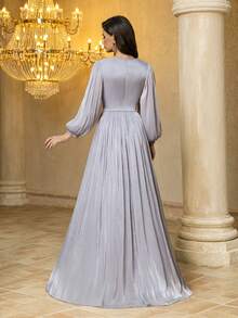 Đầm dạ hội dài ôm sát người UNITHORSE dành cho nữ, cổ tròn, tay phồng, chất liệu sợi rayon, được làm thủ công và đính cườm. - Màu tím hoa cà - Xem 3