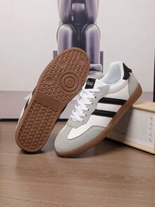 Tênis Casuais Respiráveis e Leves para Mulheres no 4º de Julho, Sapatos de Gelatina Estilo Retrô Campus, Tênis Esportivos de Lazer com Sola de Borracha Redonda, Cadarço, Retalhos Bicolores e Antiderrapante, Preto e Branco