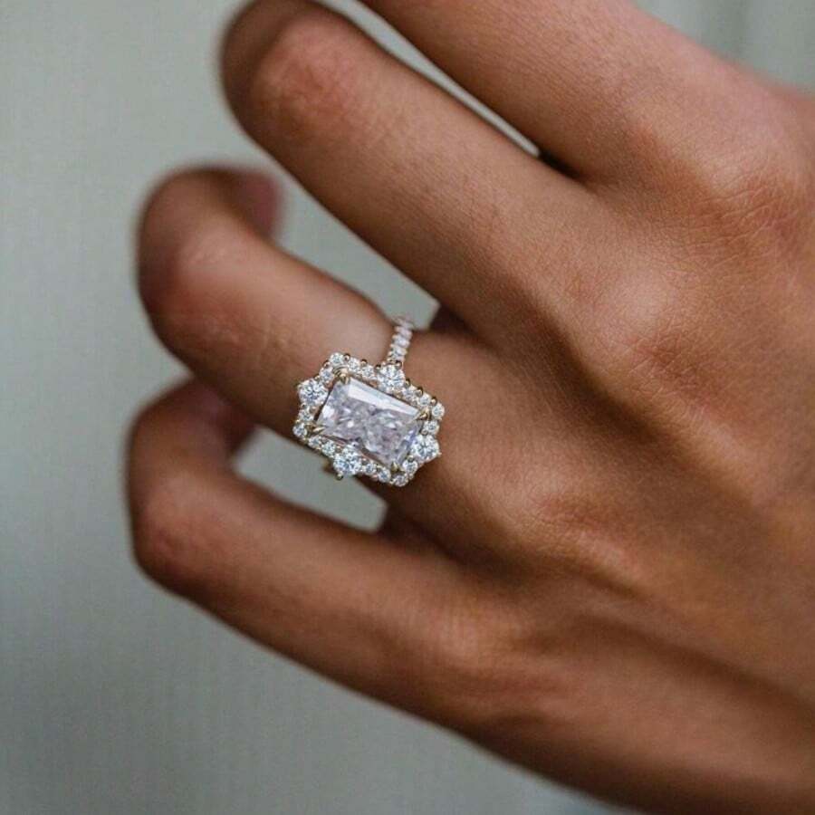 1pc Women's Fashion Ring, Elegant & Delicate Design With Cubic Zirconia, Suitable For Valentine's Day, Vacation, Commute, Date, Party, Wedding, Engagement, Gift For Wife, Girlfriend, Mother Birthday, Anniversary, New Year, All Seasons