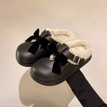 Bestsellers: Pantuflas de peluche cálidas y punk con hebilla en forma de corazón, zapatos casuales de invierno con lazo para mujer, estilo dulce y fresco